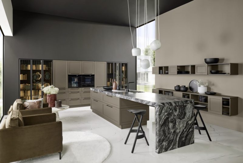 Lugano Lack Collection