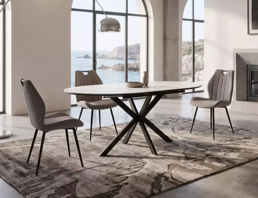 Gaston Table