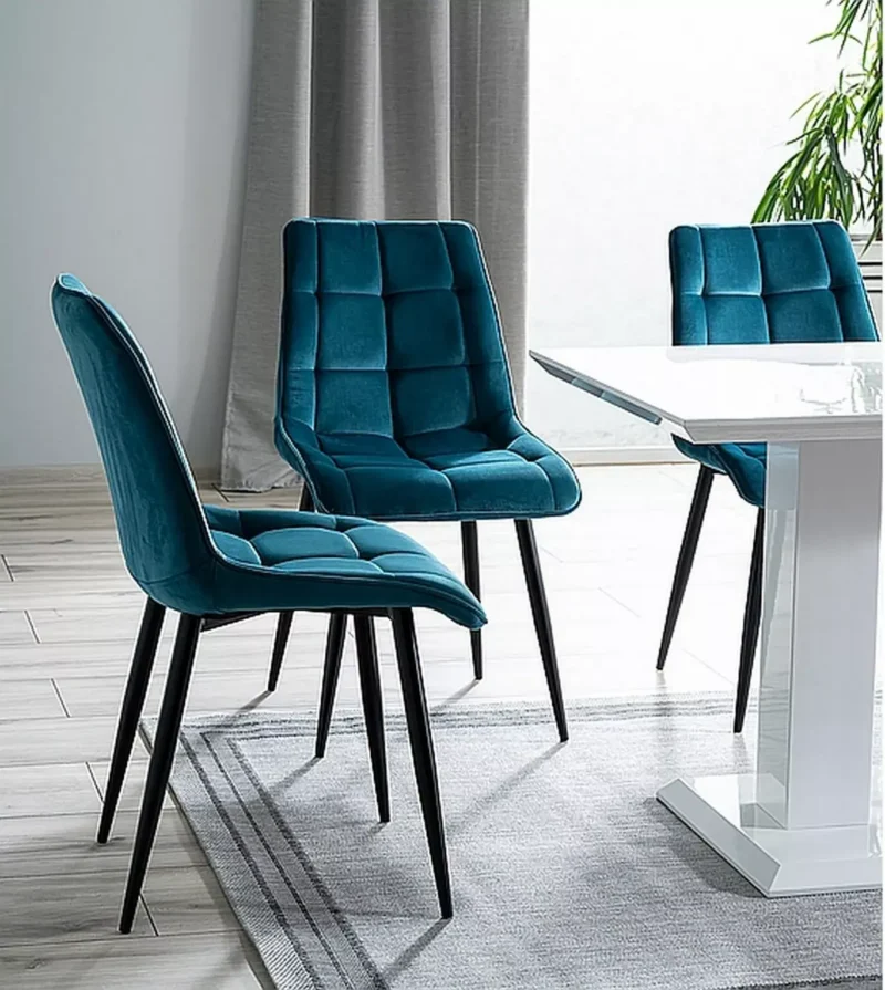 Chic Velvet Chair