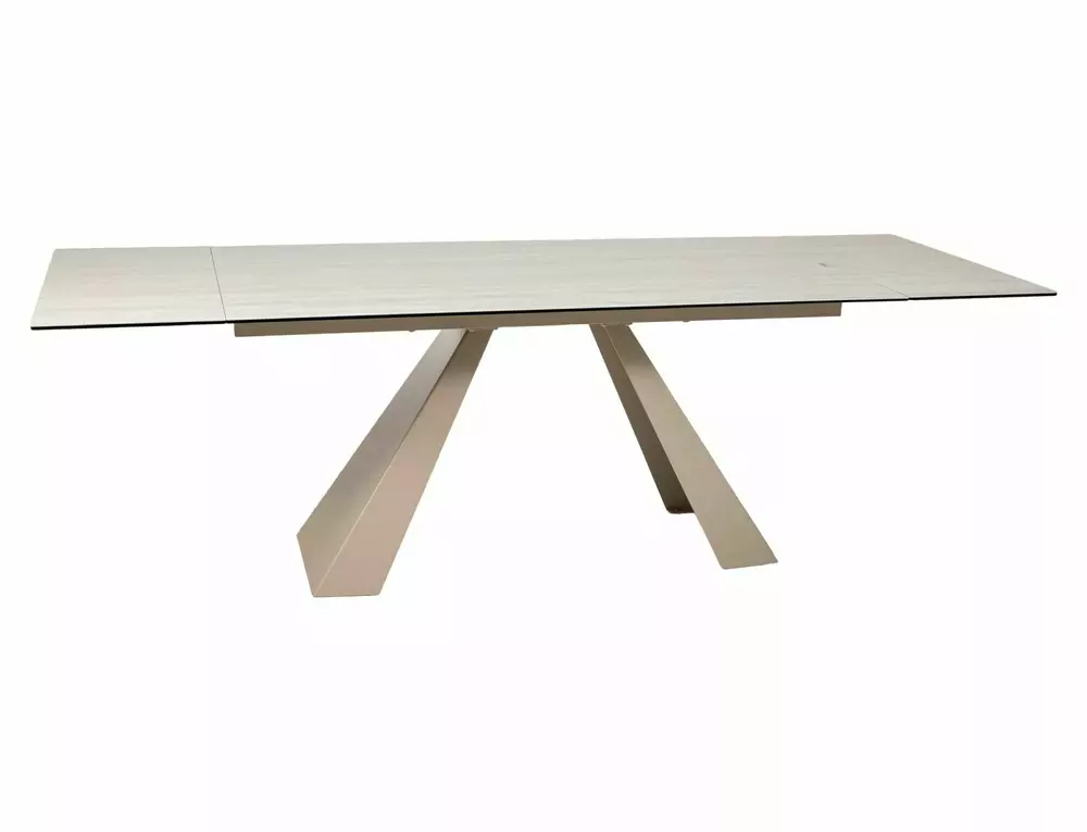 Salvadore Table